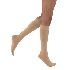 Jobst Opaque 15-20 mmHg Closed Toe Petite Knee Women's Compression Stockings